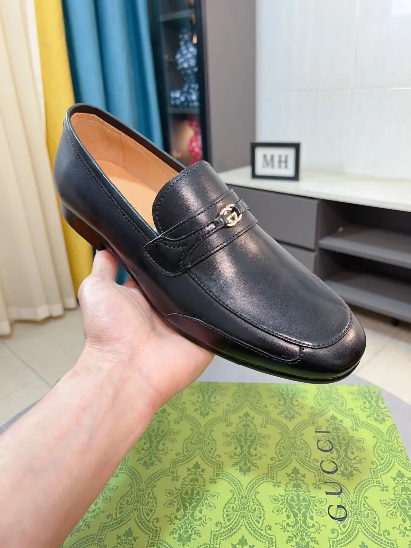 Men's shoes 💰500🌹🌹【GUCCI】The most popular classic Gucci leather shoes. Synchronized with the official website, the upper is made of Italian first-layer cowhide ➕cowhide lining, with unique brand and unique craftsmanship. Highlighting the hot style of the new year. Stop hesitating, stop wandering, get it now. Number: 38--44